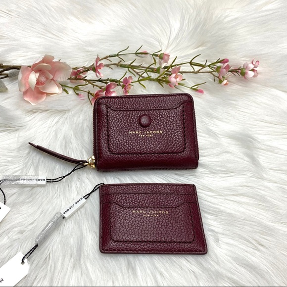 Marc Jacobs Handbags - SOLD - MARC JACOBS Leather Wallet & Card Case
